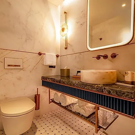 Hotel Sura Concept *