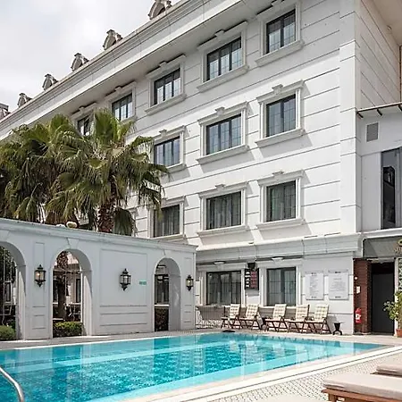 Sura Concept Hotel *