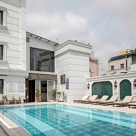 Sura Concept Hotel *