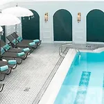 Hotel Sura Concept *