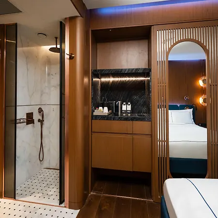 Sura Concept Hotel *